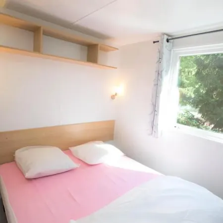 Camping Le Pre Des Moines Gouvieux Exterior photo