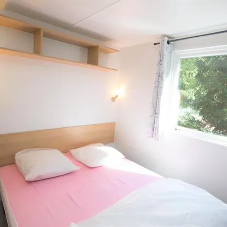 Camping Le Pre Des Moines Gouvieux Room photo